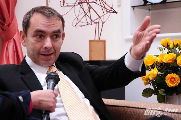 Đại sứ Pháp ở Việt Nam, ông Jean Noel Poirier