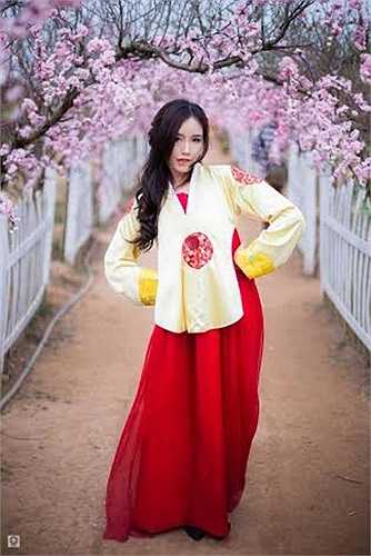 Vẻ xinh xắn, tinh nghịch của hot girl Hà thành.