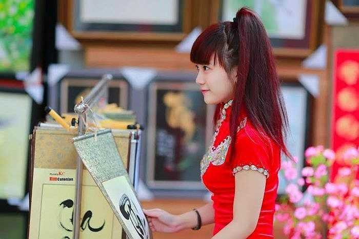 'Anh Đào đã đã chuẩn bị những món quà Tết giành tặng gia đình, người thân, bạn bè'.