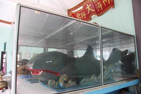 đền thờ, cá Ông, lớn nhất Việt Nam, cá voi, ông Nam Hải, Đất Đỏ, Bà Rịa-Vũng Tàu