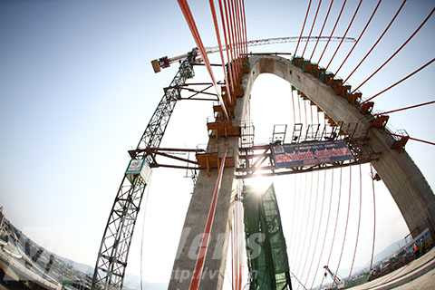 Đà Nẵng, những cây cầu, độc đáo, con Rồng lớn nhất, Nguyễn Bá Thanh