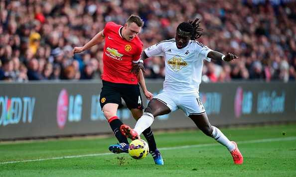 Hàng thủ Man Utd không thật chắc chắn