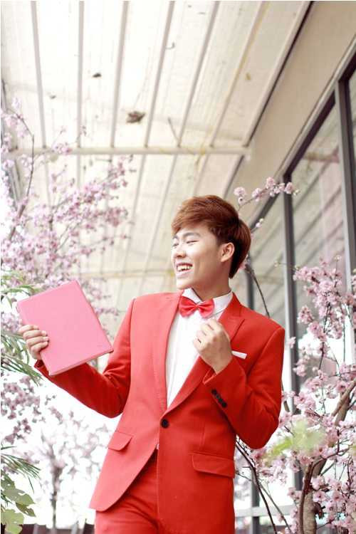 Chàng trai tài năng Sơn Paris của Học viện Ngoại giao 