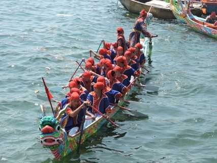 Lý Sơn, ngư dân, khai hội, đua thuyền, Tứ linh, Mùng 5 Tết, dân binh