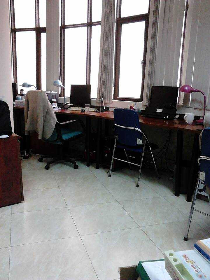 Công sở ngày đầu sau nghỉ Tết: Sáng nhộn nhịp, chiều hắt hiu