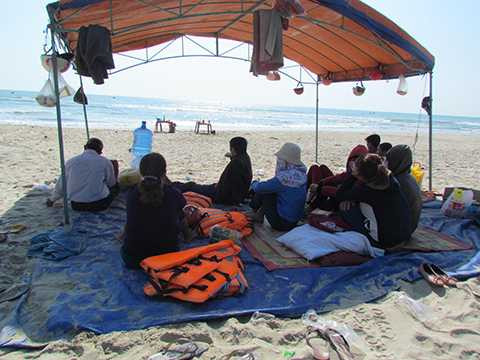 Quảng Ngãi, học sinh, đuối nước, sóng biển cuốn trôi, mất tích, tắm biển, thương tâm