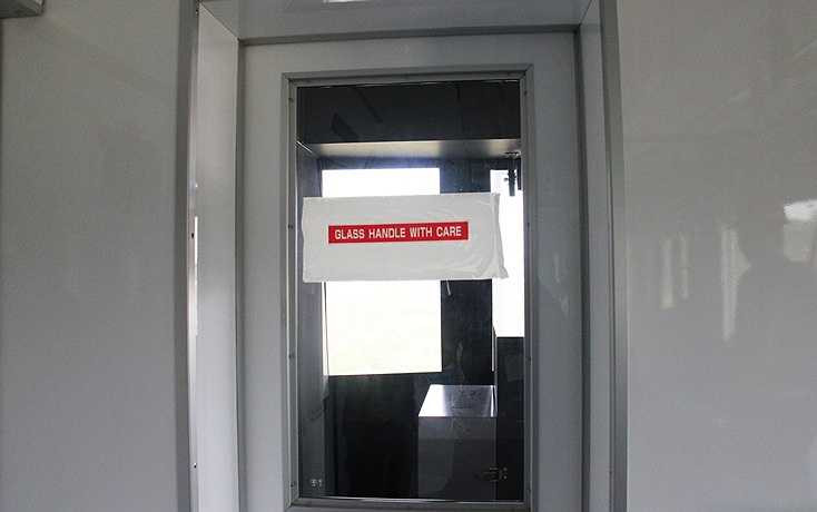 Chiều cao từ sàn toa xe tính từ đỉnh ray là 1.150mm. 