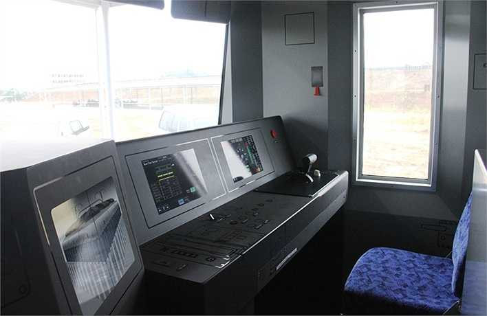 Bảng điều khiến tự động của con tàu điện ngầm Bến Thành - Suối Tiên.