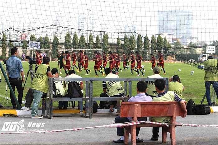 Đây cũng là cách mà nhiều người cho rằng sẽ bảo vệ cho lứa cầu thủ trẻ của U23 Việt Nam