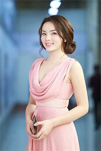 Kỳ Duyên lộng lẫy khi xuất hiện tại một sự kiện.