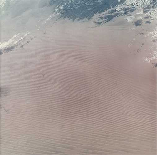 Bức ảnh chụp Trái đất từ quỹ đạo được chụp lại trong nhiệm vụ này.