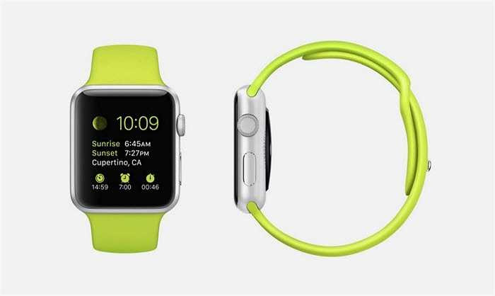 Cũng là một phiên bản khác của Apple Watch Sport, nhưng nó có dây đeo màu xanh lá cây.