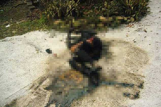 Fan cuồng game tự thiêu vì bị cấm chơi điện tử