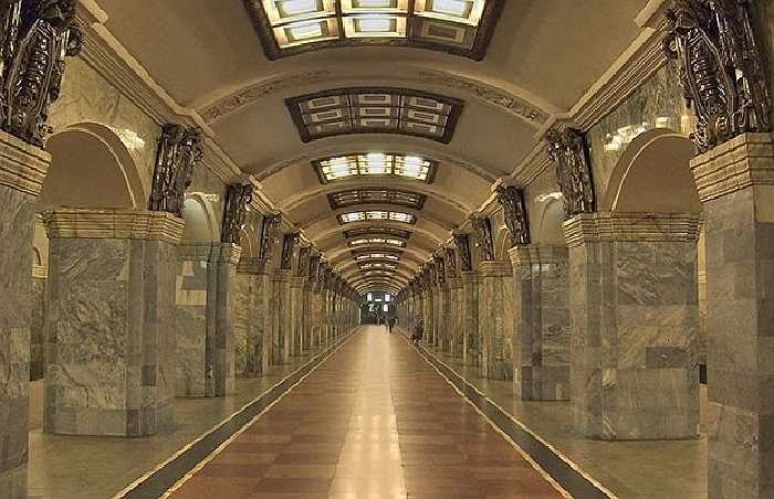 Nhà ga Kirovsky Zavod - St.Petersburg, Nga