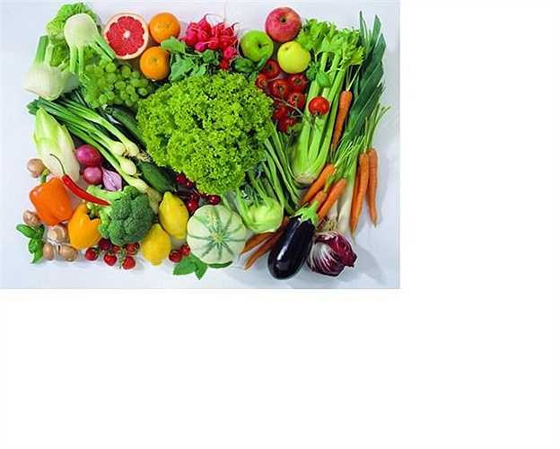 Rau xanh và trái cây: Thực phẩm này chứa nhiều chất xơ nên có khả năng làm giảm hàm lượng mỡ trong máu, tăng cường vitamin và khoáng chất có lợi cho sức khỏe; phòng chống nguy cơ mắc bệnh tim mạch… 