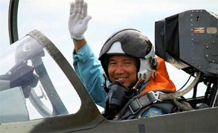 L-39 cất cánh lần đầu ngày 4/11/1968, và được sử dụng như loại máy bay huấn luyện cơ bản tại Liên bang Xô viết, Cộng hòa Czech, và tất cả các nước thuộc Khối hiệp ước Warsaw (ngoại trừ Ba Lan, nước này sử dụng loại máy bay phản lực thế hệ đầu tiên TS-11 Iskra của họ) từ năm 1971 trở về sau. 