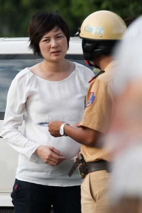 'Bà bầu' Thúy Vinh