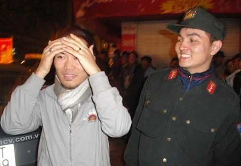 Diễn viên hài Vượng Râu