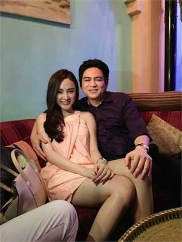 Không dừng lại ở đó, Angela Phương Trinh còn ’tố’ thêm bác sỹ Thái lăng nhăng, có quan hệ với nhân viên cấp dưới khiến vị đại gia này ‘điêu đứng’. 