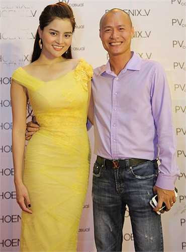 Chồng người đẹp rất ủng hộ cô trong các hoạt động kinh doanh.