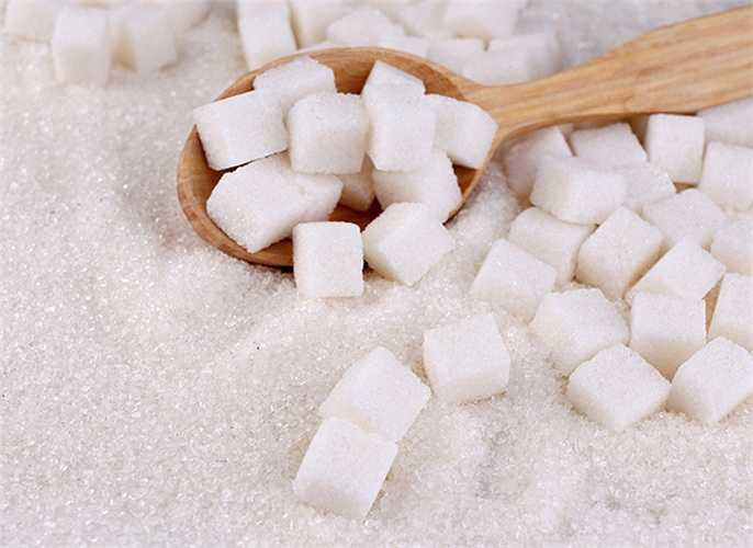 Đề kháng Insulin: Insulin là một hormone cho phép glucose (đường trong máu) vào các tế bào từ các mạch máu và thông báo với các tế bào bắt đầu glucose thay vì đốt cháy chất béo. Ăn quá nhiều đường làm ngăn chặn insulin làm việc như vậy.