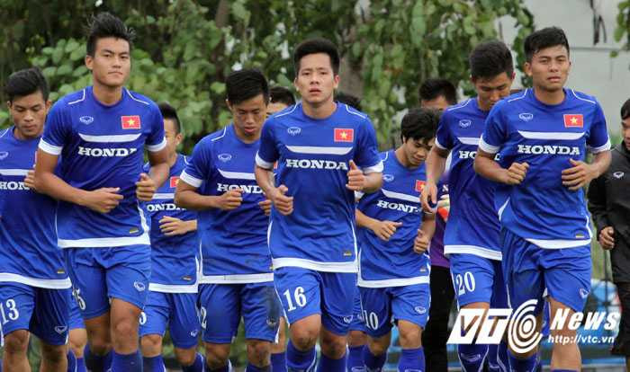 Thanh Bình (16) là nhân tố cạnh tranh đáng lo cho Công Phượng