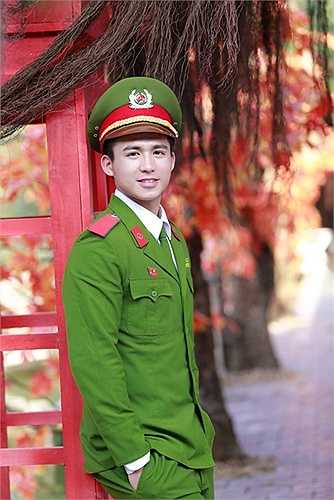 Trung Hiếu là chàng trai luôn vui vẻ, hòa đồng.