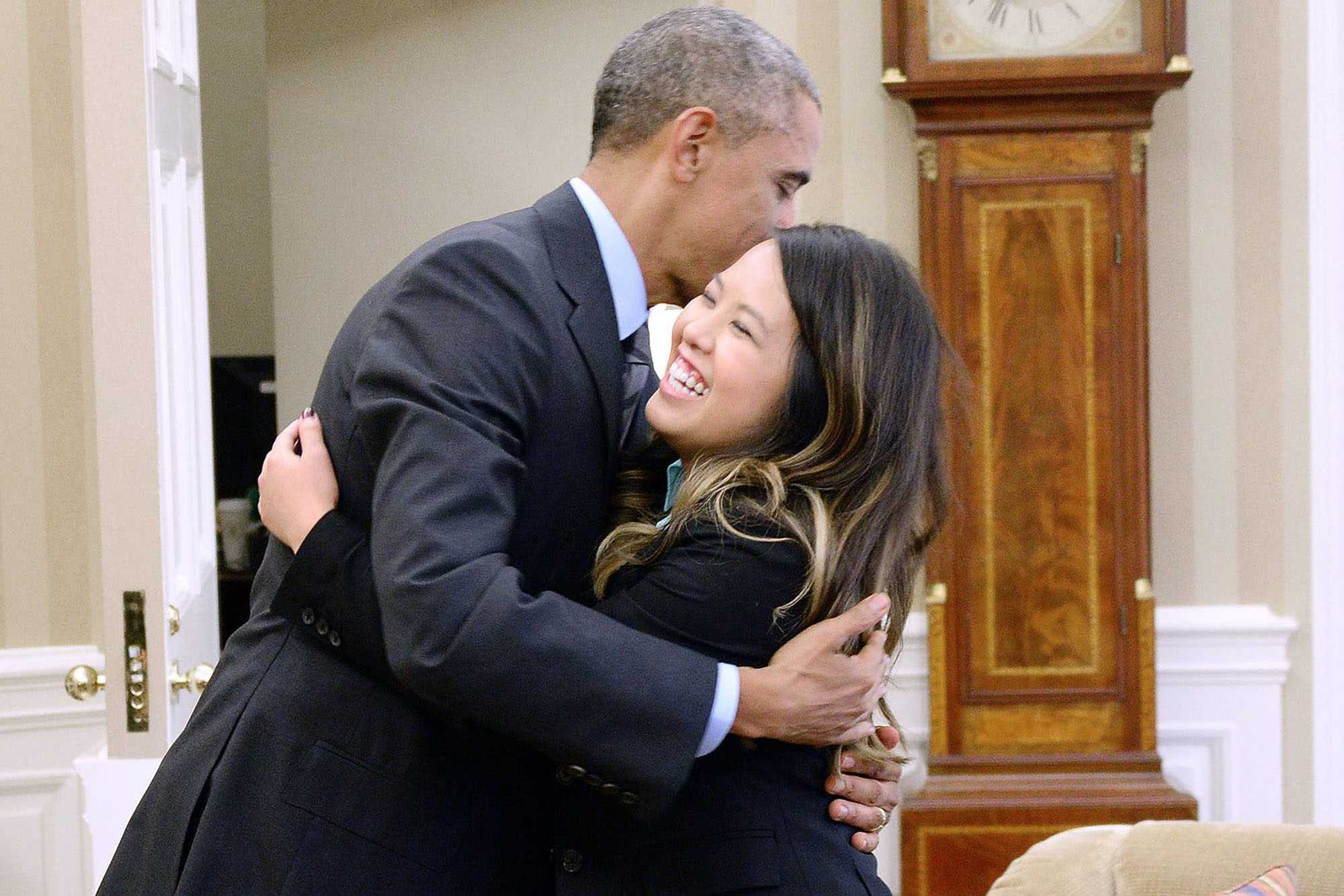 Bệnh viện Mỹ sẽ 'hòa giải' với nữ y tá gốc Việt nhiễm virus Ebola