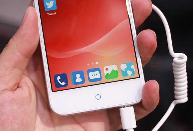 Nút Home được thiết kế ấn tượng