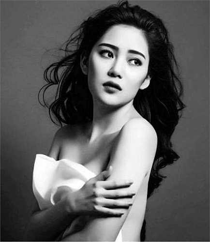 Nhiều người cho rằng Trà My có gu thời trang cá tính nhưng không kém phần quyến rũ và hấp dẫn.