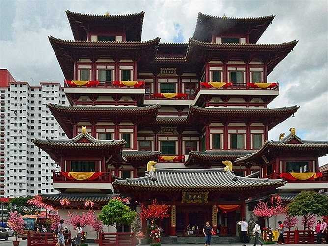 Singapore rất hiện đại nhưng các khu phố văn hóa cổ xưa vẫn tồn tại nơi đây, đặc biệt là các phố Trung Quốc