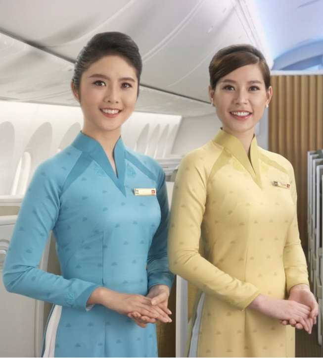 Những tranh cãi xung quanh bộ đồng phục mới của Vietnam Airline