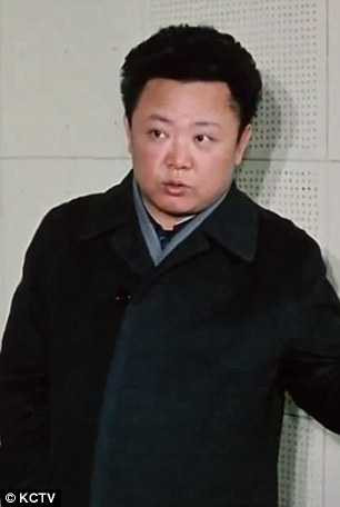 Cố Chủ tịch Kim Jong-il và con trai giống nhau như hai giọt nước