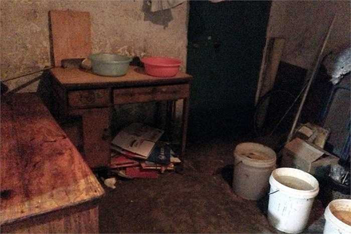 Tuy nhiên, theo các chính sách hiện nay, Trung Quốc không cho phép sống dưới các tầng hầm.