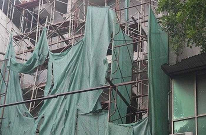 Theo những người dân sống quanh đây, căn nhà đại gia Liễu mua vào thời điểm giá đất đang rất sốt, hơn 600 triệu/m2 được phá hết xây lại từ đầu.