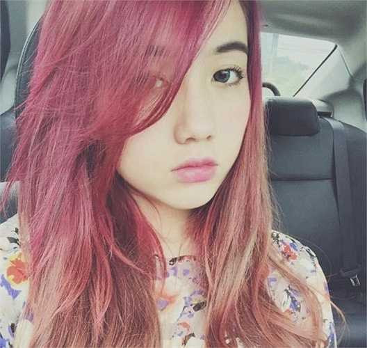 Mie Nguyễn (tên thật là Nguyễn Hoàng My, sinh năm 1994), là du học sinh ở trường Illinois Wesleyan University tại Bloomington, Mỹ. Cô là một 'ngôi sao thời trang' đình đám trong giới trẻ Việt. Cô luôn đón đầu các xu thế làm đẹp. 