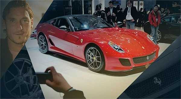 Ferrari 599 GTO - trị giá 440.000 euro của nhà Totti