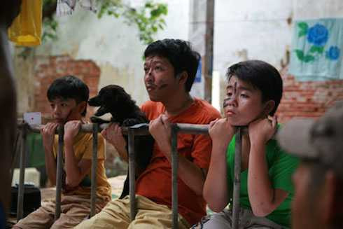 Nhân vật Tý lác của Trường Giang mang đến nhiều tiếng cười cho khán giả.