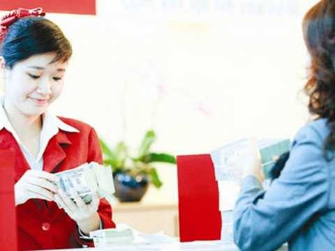 Ngơ ngác vàng, ngập ngừng đất: Nhà giàu chỉ có tiền mặt