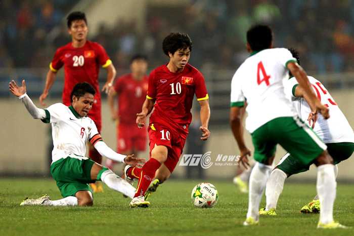 Công Phượng đá hay