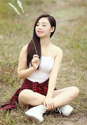 Cô bạn dễ thương này là Nguyễn Thị Quỳnh, tên thường gọi là Quỳnh Kool.