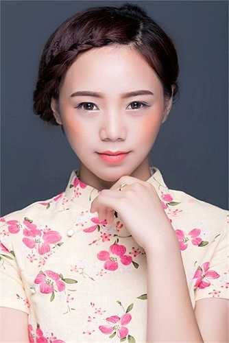 Ngoài ra, Quỳnh Kool còn là mẫu ảnh cho các shop thời trang.