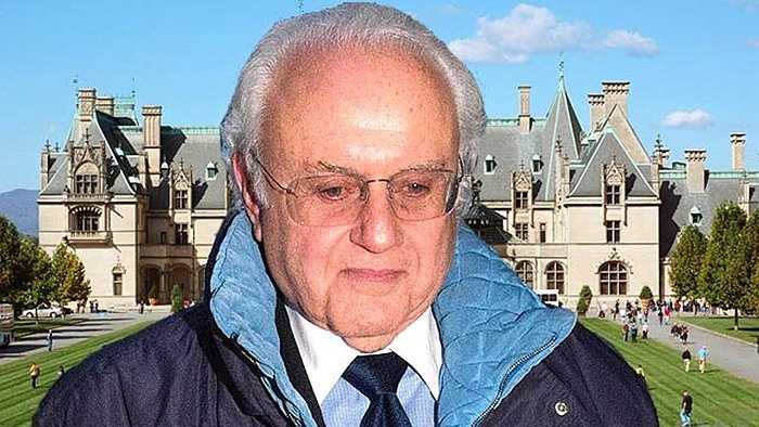 Dinh thự này có nhà máy phát điện riêng và 3 bể bơi