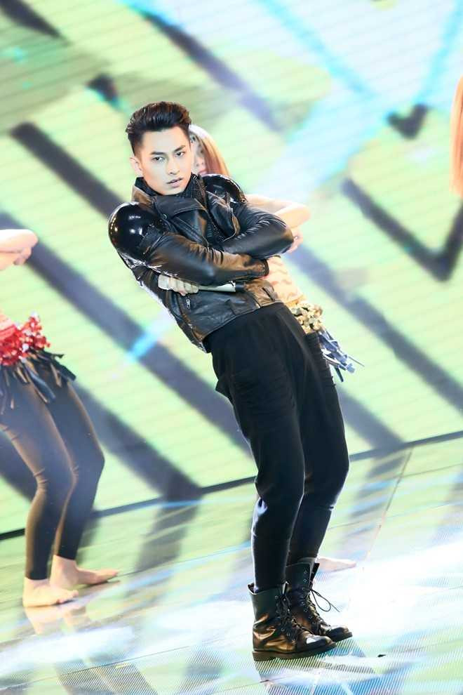 Isaac lại một lần nữa xếp vị trí thấp dù có phần trình diễn gần như hoàn hảo. Ảnh: Thành Luân.