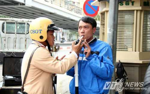 Tịch thu ô tô của tài xế say rượu: 'Giải pháp mạnh vô cùng cần thiết'