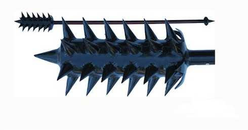 Loại vũ khí cán dài như giáo, phần đuôi vót nhọn, phần ngọn bịt sắt với hàng trăm chiếc răng nhọn như răng sói