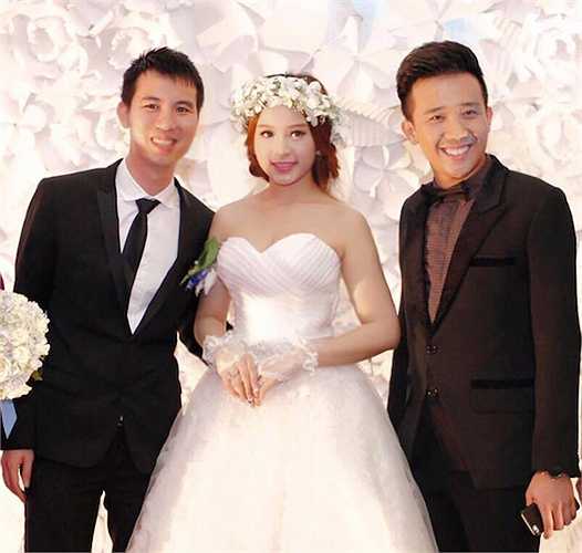 Đám cưới của Huyền Baby và chú rể Quang Huy diễn ra rất kín đáo. 