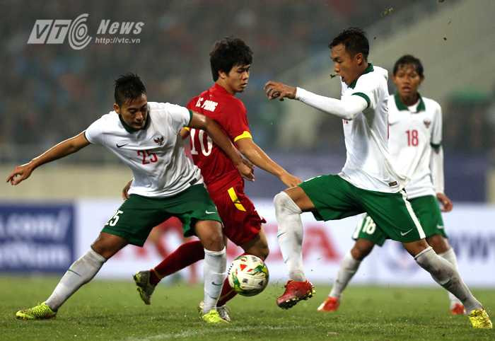 Công Phượng đang tiến bộ nhanh (Ảnh: Quang Minh)