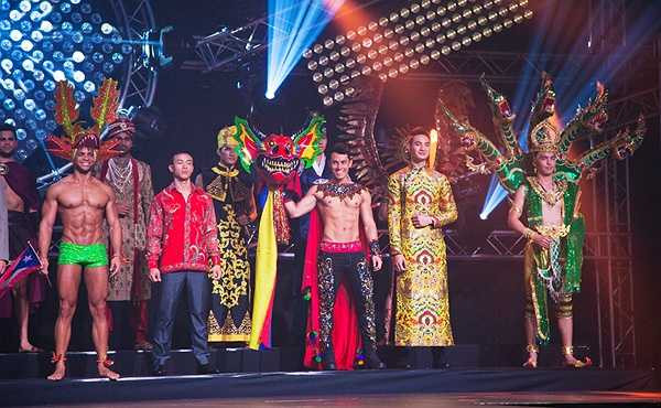 Sau 10 ngày thi với nhiều hoạt động khác nhau trải dài qua các tỉnh thành tại Thái Lan, đêm chung kết cuộc thi Mister Global 2015 diễn ra tối 7/3 đã kết thúc với chiến thắng thuộc về thí sinh Nguyễn Văn Sơn.