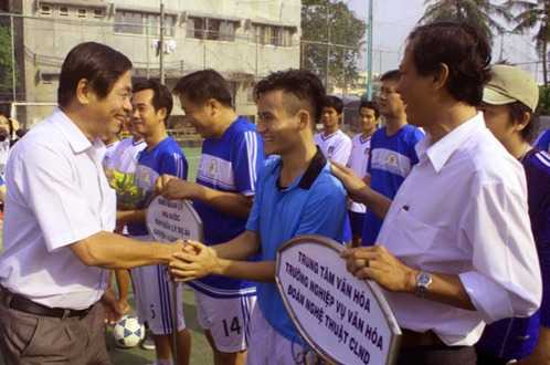 Phó Giám đốc Sở chi sai trên 4,5 tỷ cho cầu thủ